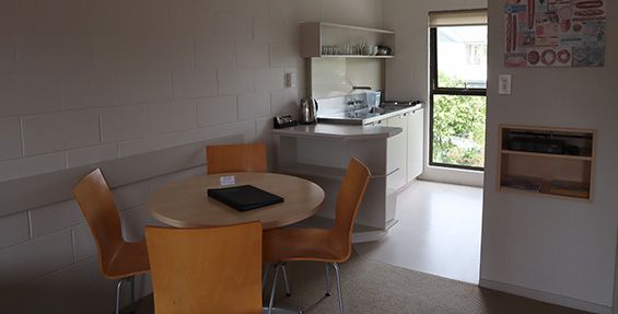 1-bedroom suite dining area